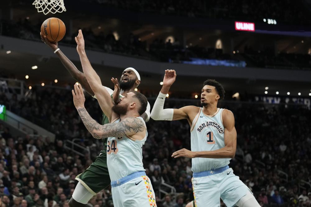 球队中场立 球队中场立