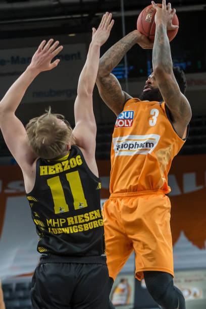 让他们在真 让他们在真